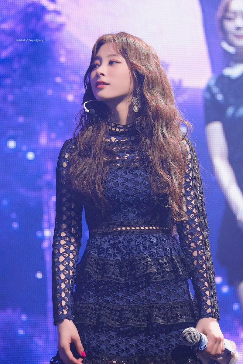 backdraft011101's tweet photo. 오늘 이 세상 누구보다 사랑받기를
그리고 앞으로도 오늘만 같기를
생일 축하해

#윤경 #서윤경 #YUNKYOUNG 
#로켓펀치 #Rocket_Punch 
#HAPPYYUNKYOUNGDAY https://t.co/ti7Ek8utav