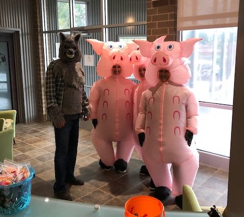 Tyler2Builds's tweet photo. We had trick-or-treaters today! Thanks to our friends at Garmon and Co for the smiles you brought us. https://t.co/p3vHDtI1ra