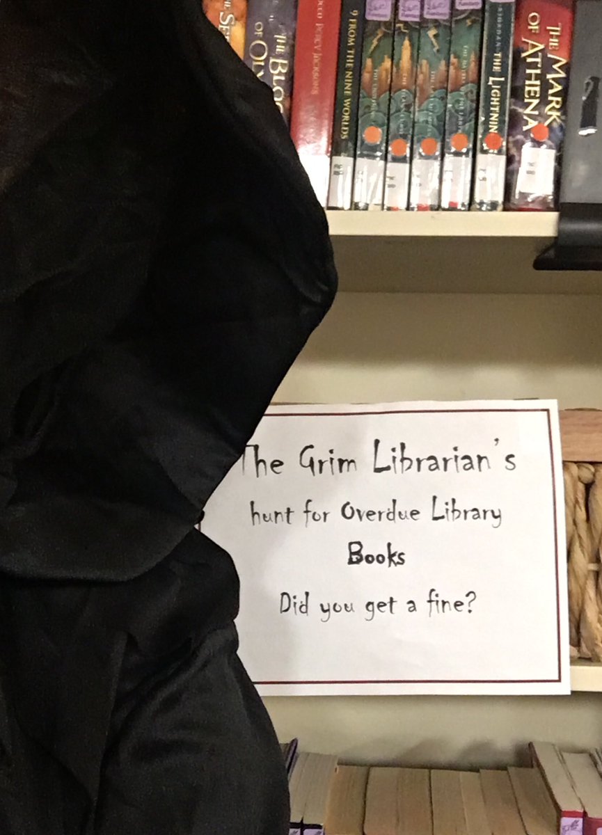 jacquieedna's tweet photo. St. Dominic students received a very special visitor on this Halloween Day! #halloween #overdues #rcsdreads #readingisfun โฆ@StDominicYQRโฉ โฆ@RCSD_No81โฉ https://t.co/haClv81x1d
