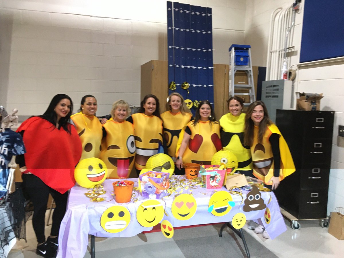 The 1st grade team ⁦<a href="/APS_SarahSmith/">SarahSmithElementary</a>⁩ has all the feels about Halloween! ⁦<a href="/TommyUsherAPS/">Tommy P. Usher</a>⁩ ⁦@Atldepsupt⁩ ⁦<a href="/CarstarphenMJ/">Meria Carstarphen</a>⁩