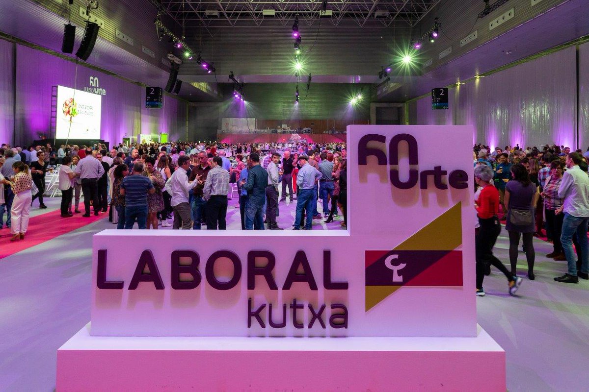 LABORALkutxa tweet picture