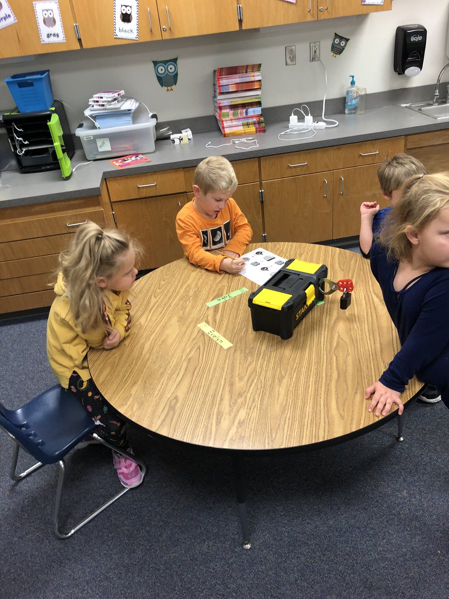 Breaking out to get some Halloween treats <a href="/breakoutEDU/">Breakout EDU</a> <a href="/SlaughterES/">Slaughter Elementary</a> #halloween2019 #Kindergarten #mymisd