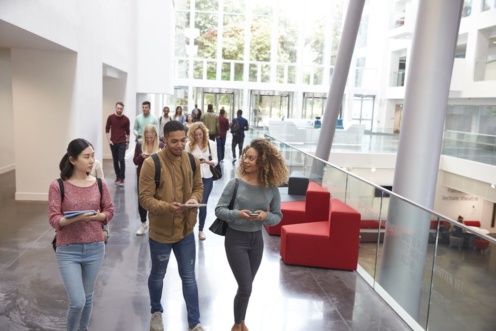 UKConstructionm's tweet photo. The @educationgovuk has announced the provision of £400M to #schools and #colleges to #upgrade and #construct #buildings and #facilities. #sportshalls #classroooms #laboratories #school #academies #sixthformcolleges #education #training https://t.co/dUlg4q6ON1 https://t.co/rEH5TvdNKQ