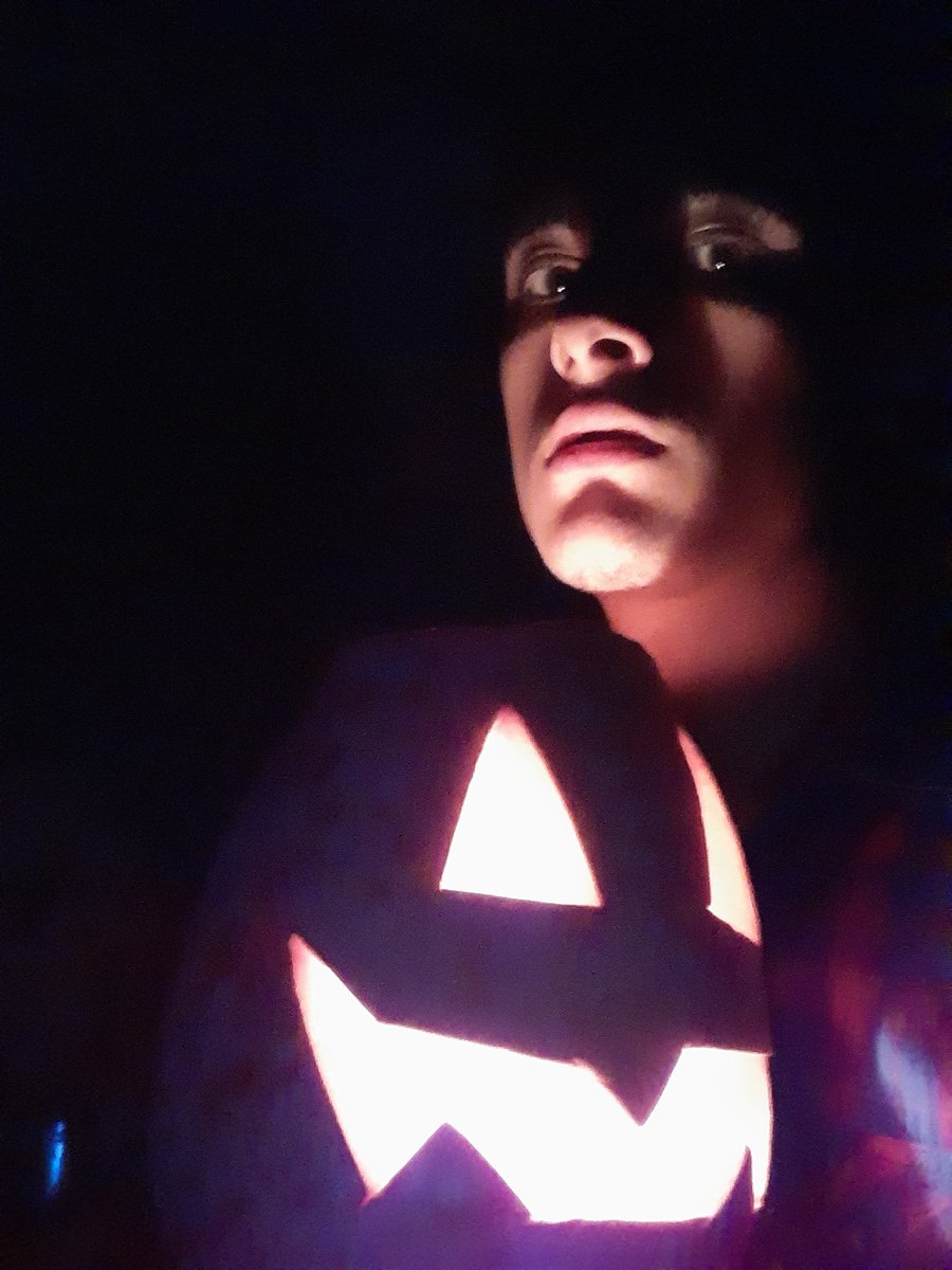 YKJupiter2's tweet photo. Happy Halloween!👻💀🎃🕯 https://t.co/RU3807Q53f