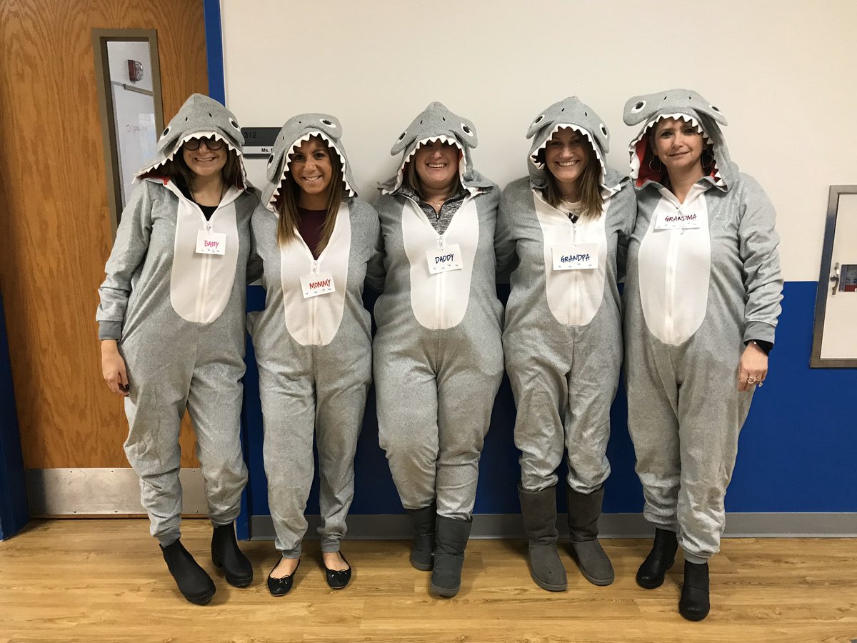 ajarrett48's tweet photo. Happy Halloween from IH PIT #inspire96 @BalmerKelley https://t.co/Zqckn0PZEW