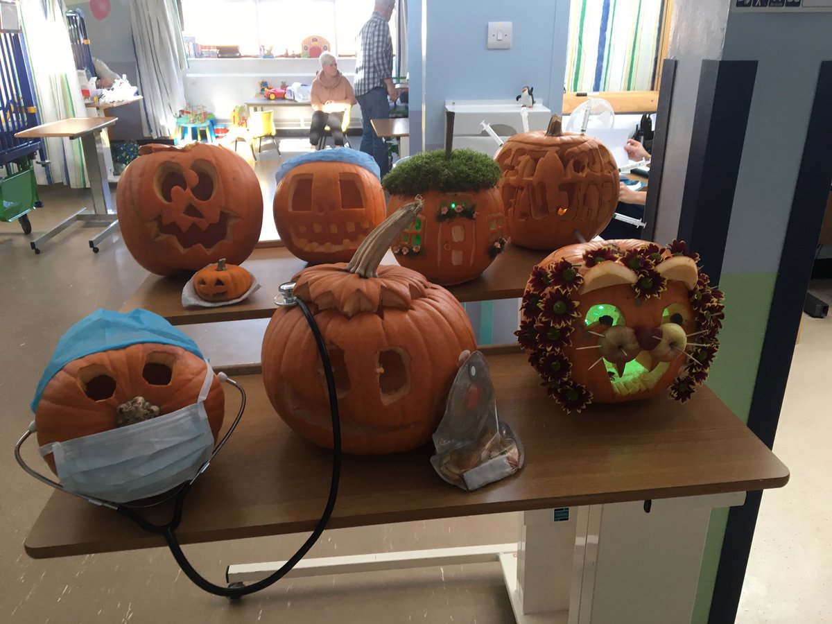 nursejah1's tweet photo. Tough job judging the Halloween pumpkin carving competition on Ward 10. Such competitive staff @j https://t.co/ZxmaDi0dL0