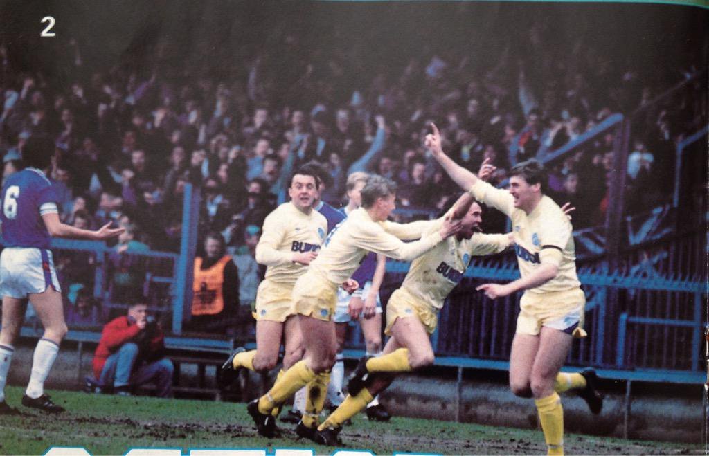 steelydc's tweet photo. Does anybody know if Leeds released this shirt for fans to buy? 1987-88 #lufc 

@leedshunter @LUFCHistory https://t.co/xwPuN0Rvqm