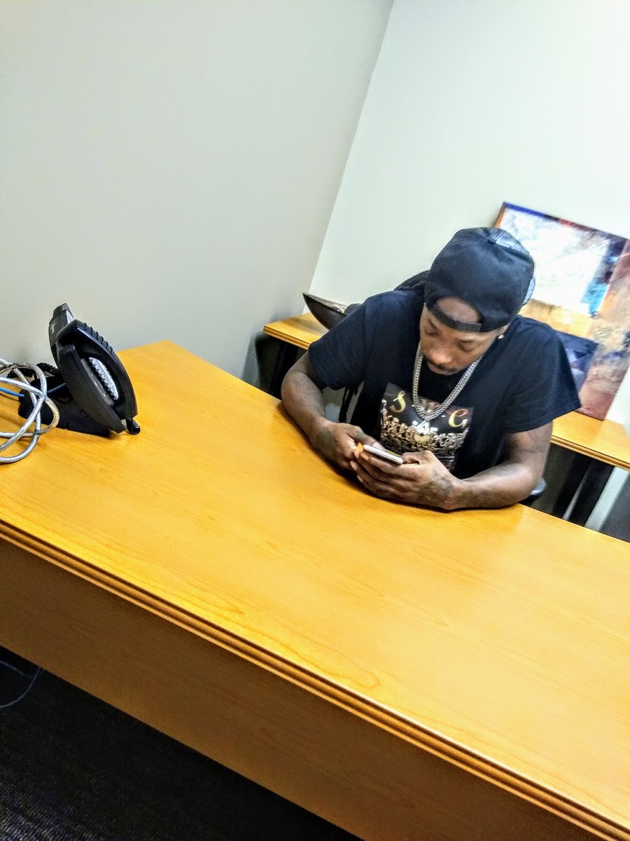 1J_SMG's tweet photo. MakiN' MoVes' ..🏁✍️ https://t.co/1VDXwffRy9