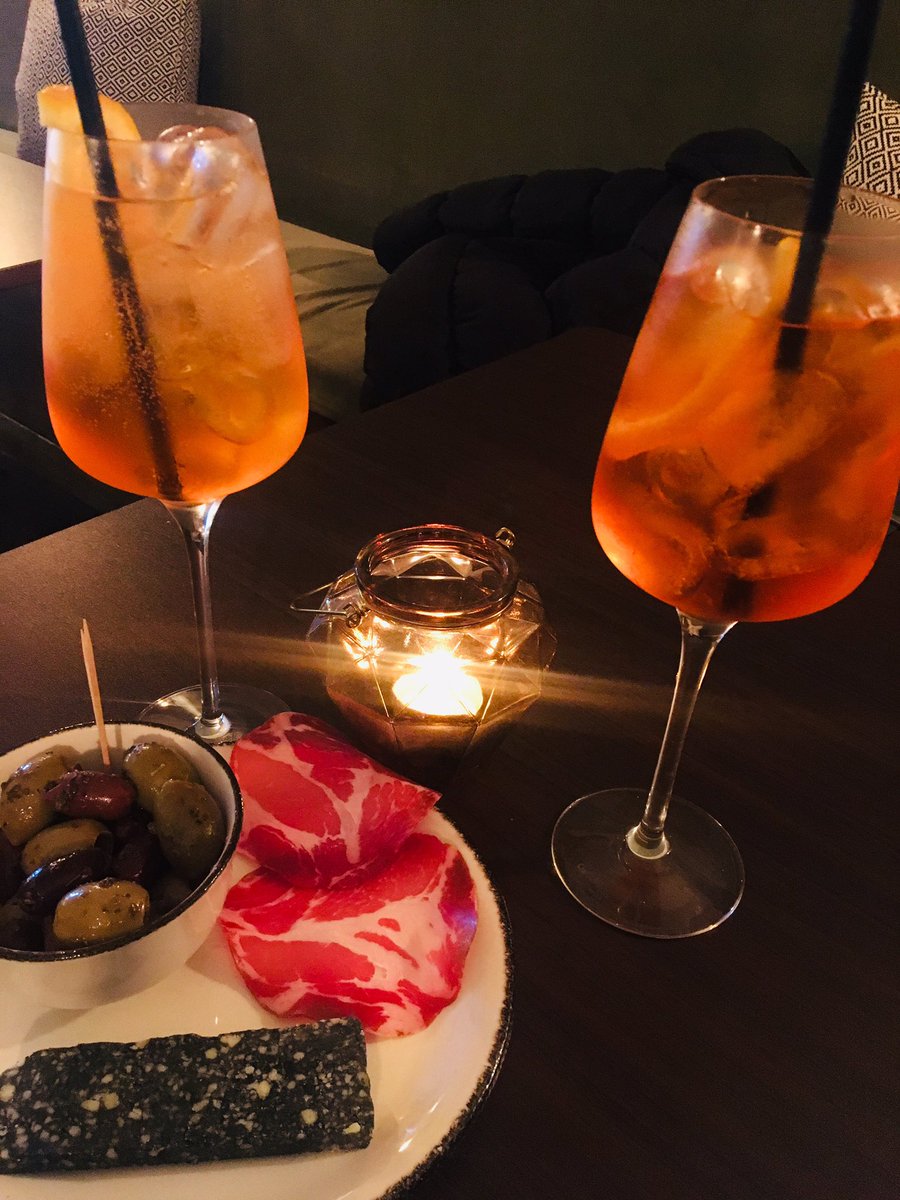 Halloween at @PicChester after a busy day at work 😮 we love it here 😊 great nibbles , lovely service ❤️