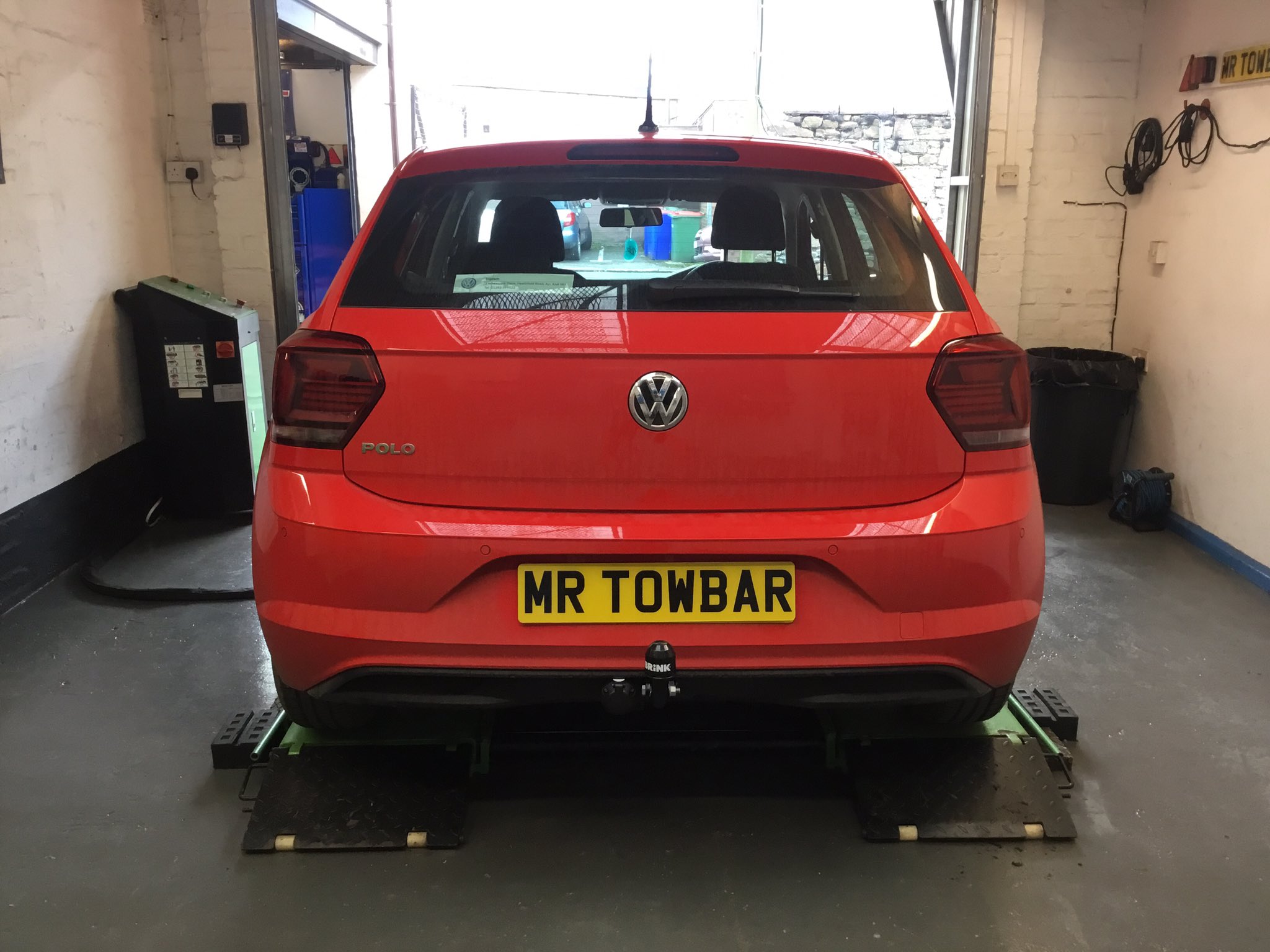 Polo gti towbar online
