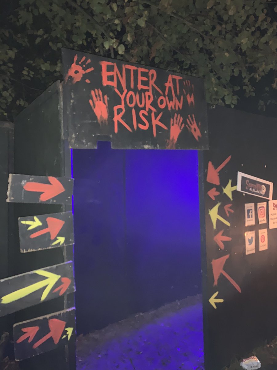 Halloween 2019

Day 7 - Halloween!!  - <a href="/Scaresville/">Scaresville</a> 

The only way to end my 7 day run of scares and spooky things for Halloween was to return to my favourite scare attraction in uk that I’ve done, <a href="/ThemeParkWW/">Theme Park Worldwide</a> <a href="/J_Silkstone/">Jack Silkstone</a> you need to come and try this one year it’s amazing 👻