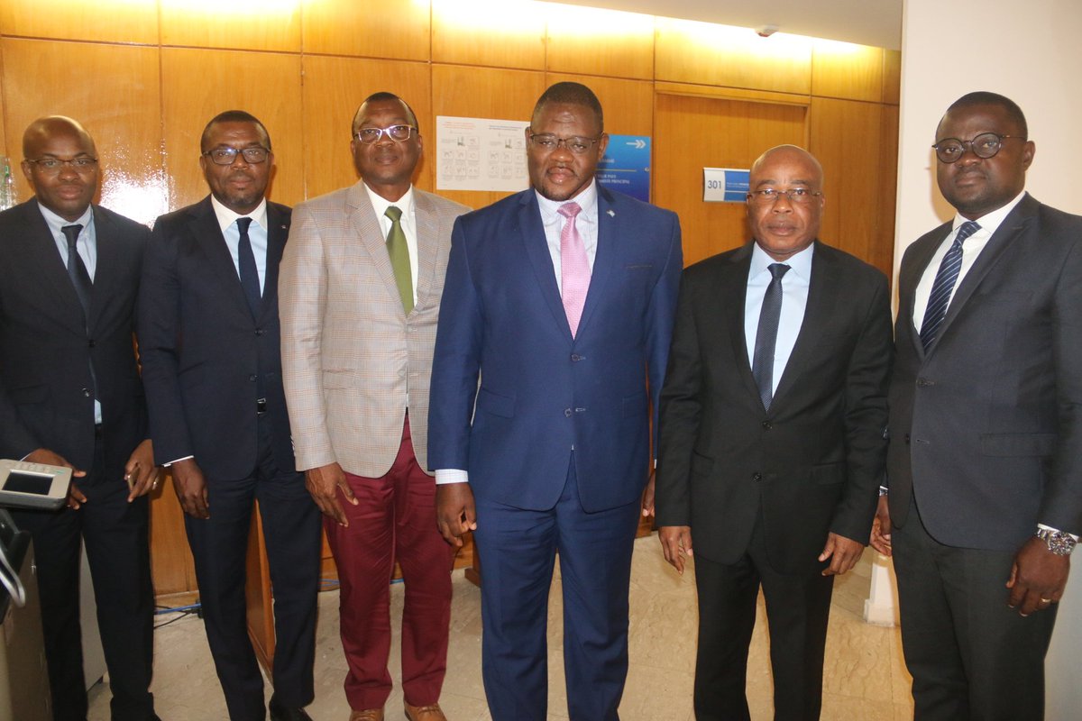 AlpcComnat's tweet photo. Le Président de la ComNat-ALPC a été reçu en audience par le Représentant Résident par intérim du PNUD. Cette rencontre a permis à Monsieur KOUADIO Yao de rappeler les acquis de l’appui institutionnel que le PNUD apporte à la ComNat-ALPC depuis 2012. https://t.co/lpLQI1Woe2 https://t.co/m1cXML8MC7