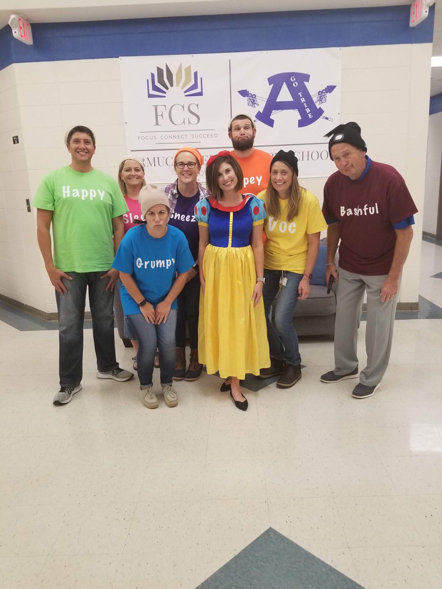 Red Ribbon Week 2019- Hooked on BOOKS, not drugs! <a href="/Armuchee_Elem/">Armuchee Elementary School</a>