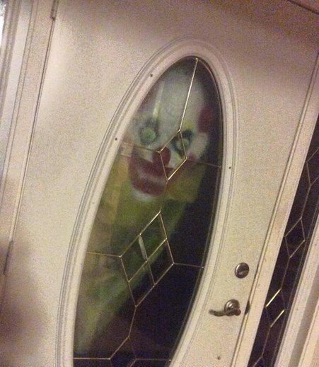 PomidorWatsona's tweet photo. #mychemicalromance 
Никто:

Киллджои сегодня: https://t.co/mNqx6SufAZ