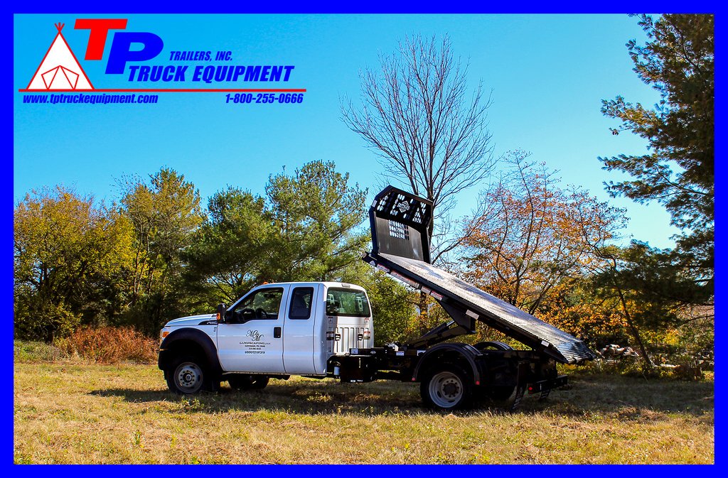 tptrucktrailer's tweet photo. Thank you, M&M Landscaping, for allowing us to up-fit your 2015 Ford F550 with the 11โ Switch-N-Go system! This will allow you to use the Platform Body with your existing Chipper or Brine Sprayer bodies during seasonal changes all year long! #TPTruckEquipment #SwitchNGo #FordF550 https://t.co/gcpcLmUlHW