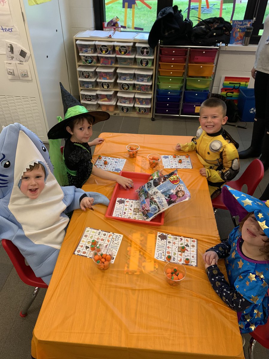 MsRottner's tweet photo. Our Halloween party was so much fun! Thank you parent helpers and for all the classroom donations! https://t.co/JJNO6C4UFj