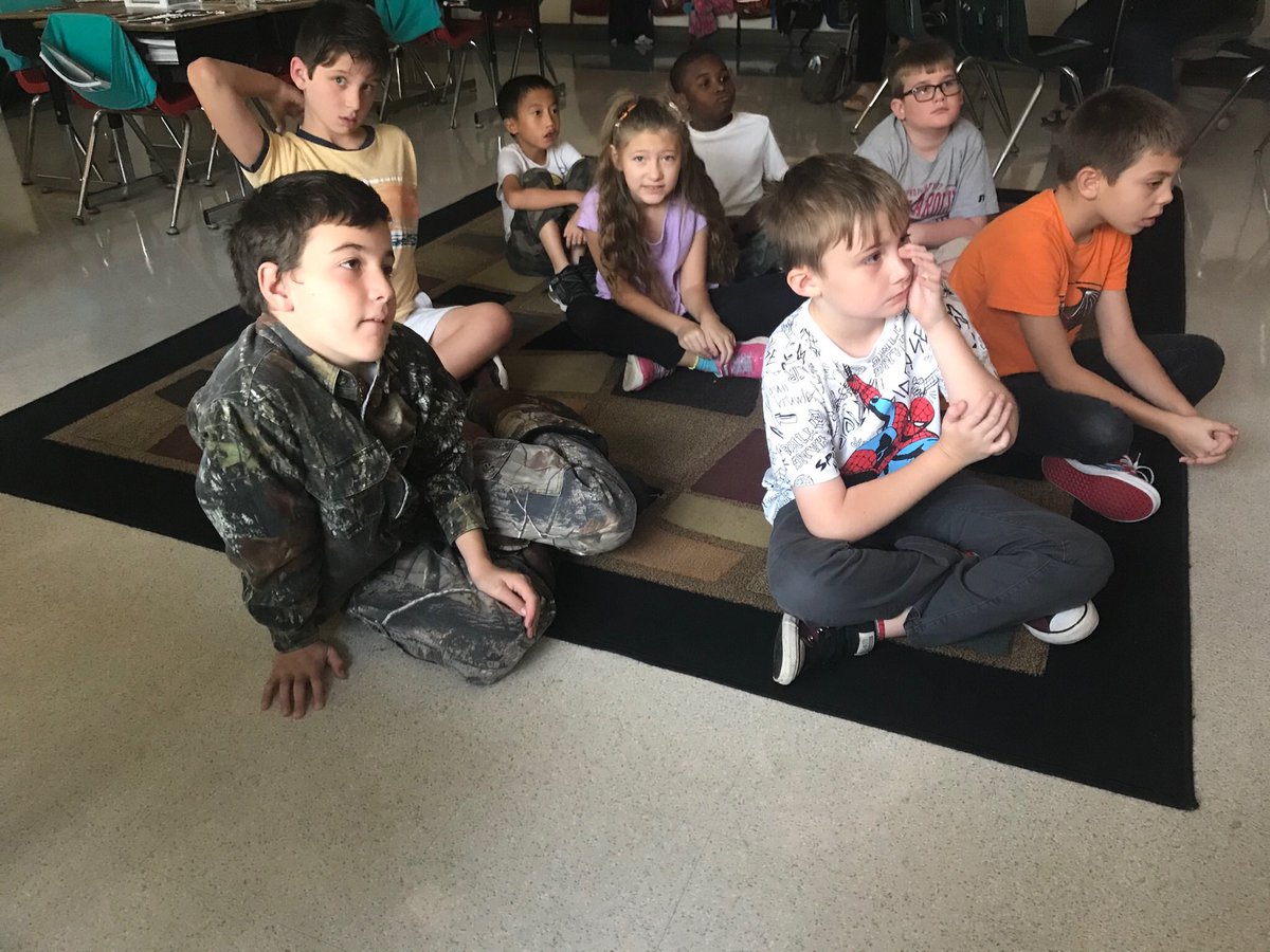 MommyAndMoo's tweet photo. Party at school #NoCostumes
Yโall, I finally have a picture of her #BoyFriend we shall call him #MoosBeau Heโs all #CamouedOut #IckyBoys (All parents have consented to have their kiddo pictured, btw...I make sure of that) #halloween2019 #MoosBeau #My5thGrader @SunshineMustang https://t.co/JPSUQDy98y