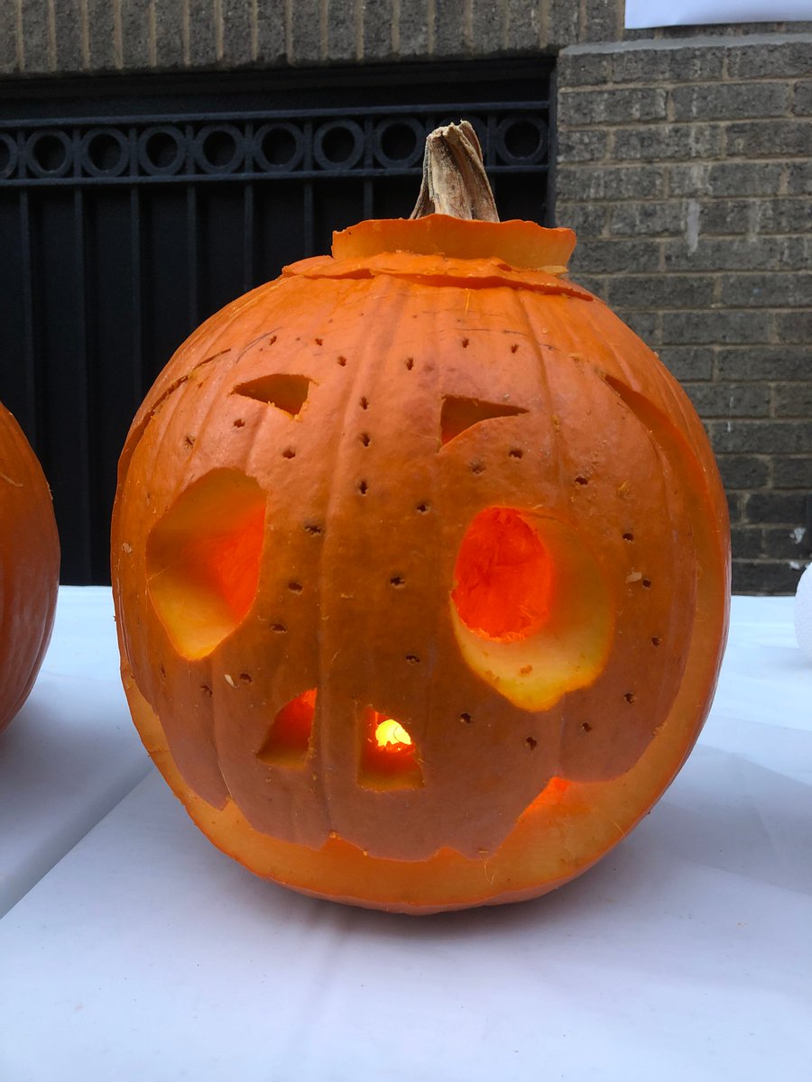 JohnsrudArch's tweet photo. We want to wish a happy, safe, and fun Halloween to all of our followers! We had a great time celebrating with our Center City office at the Blocktoberfest they hosted! #JAcelebrates #TeamBergmann #HappyHalloween #halloween #pumpkins #jackolantern https://t.co/tPLZx2gsIr