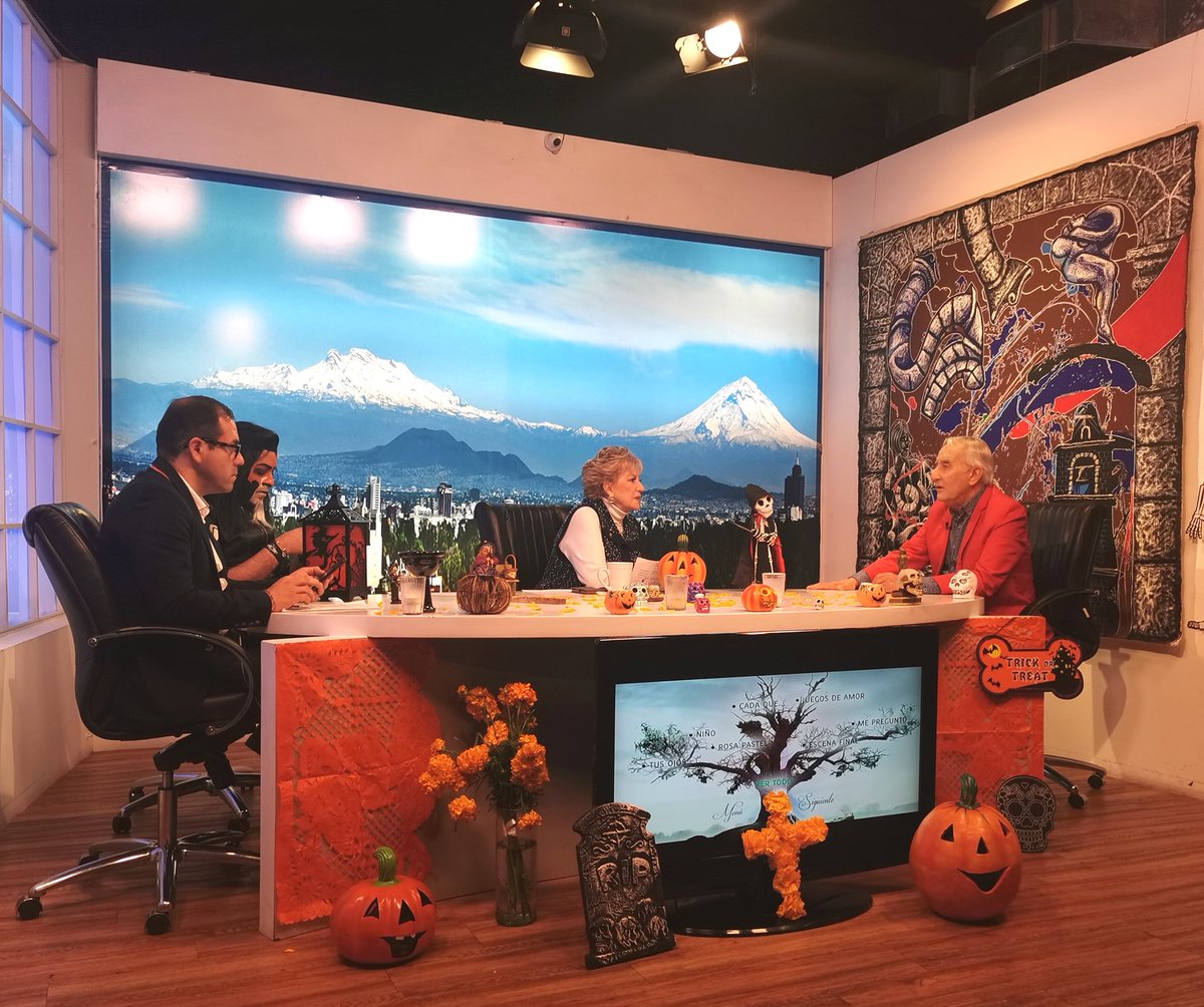 PatoCastillofic's tweet photo. Gracias a mi querida @maxwoodside y a todo su equipo del programa #TodoParaLaMujer @max_tpmoficial @MARKYSILVAR por esta linda entrevista, #NoSePierdan #MiQueridaHerencia los #Jueves al terminar el noticiero de #DeniseMerker @QueridaHerencia por @Canal_Estrellas @eliassolorio https://t.co/w2zNevg6kO
