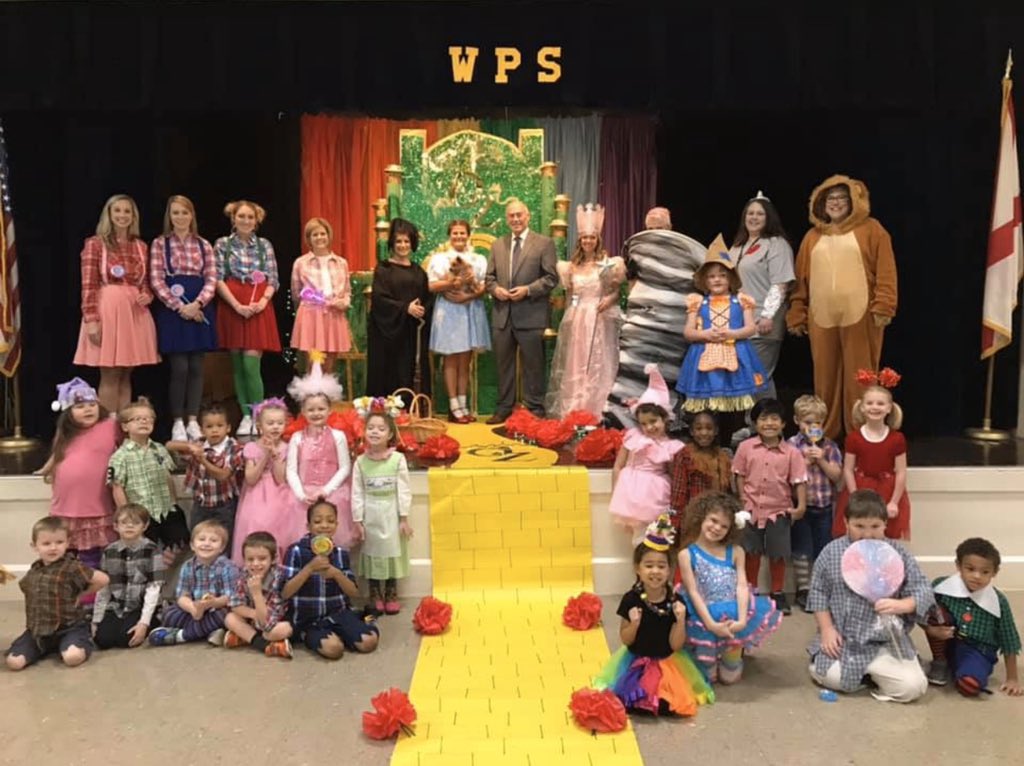The Wizard of Oz loved having <a href="/spann/">James Spann</a> visit with us today! <a href="/gcstitans/">Gadsden City Schools</a>