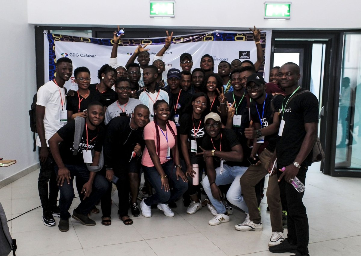 GDGoc_UNICROSS's tweet photo. Back-in-time (A week ago)
Dev Fest south-south Calabar
@Kolokodess
@auwalms
@aniediudo
#DevFest19
#DevFestSSCalabar
#DevFestSS
#GDGCalabar
#DevFestssCalabar2019 https://t.co/hsCq2NRqGA