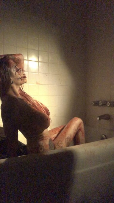 Happy Halloween from this Angry Princess https://t.co/gI4zF1epbG<a href="/tag/currentmood"class="tags"><span>#currentmood</span></a>