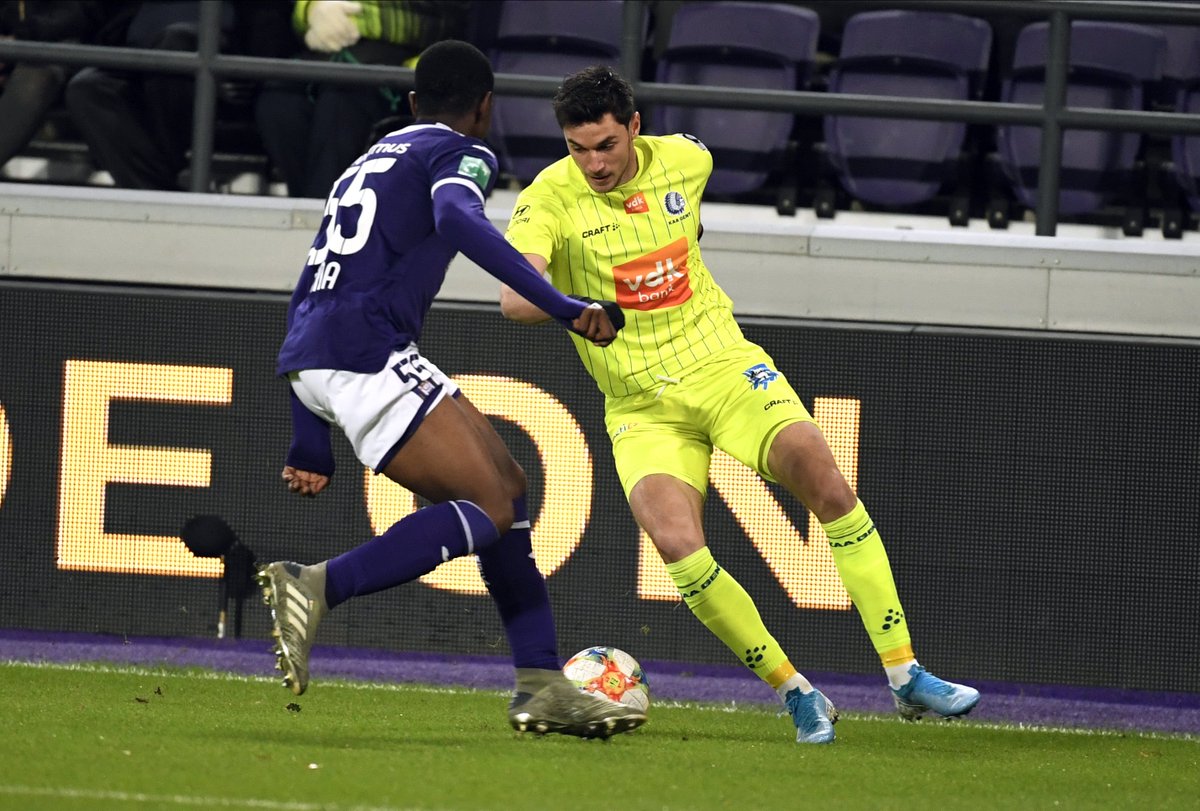 lesoir's tweet photo. #ANDGAN #foot Anderlecht mène au score face à La Gantoise (1-0) #direct
https://t.co/8H6USUCNOc https://t.co/pOD03seGj3