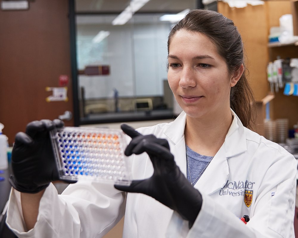 McMasterIIDR's tweet image. New @McMasterIIDR collaborations uncover biotin synthesis as an overlooked #antibiotic target. Learn more about this @NatureMicrobiol publication at bit.ly/2q6P2Q2! | #BrighterWorld #FightAMR2019 🧫💊🔬