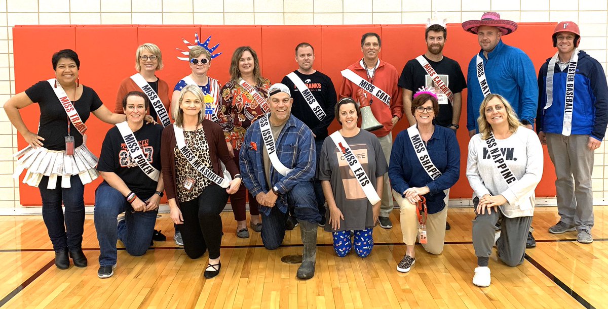 RiceDear's tweet photo. Not a beauty contest at Fairbanks😊 but check us out!!! #halloween2019 @FMSPanthers1 https://t.co/al86mJtSQc