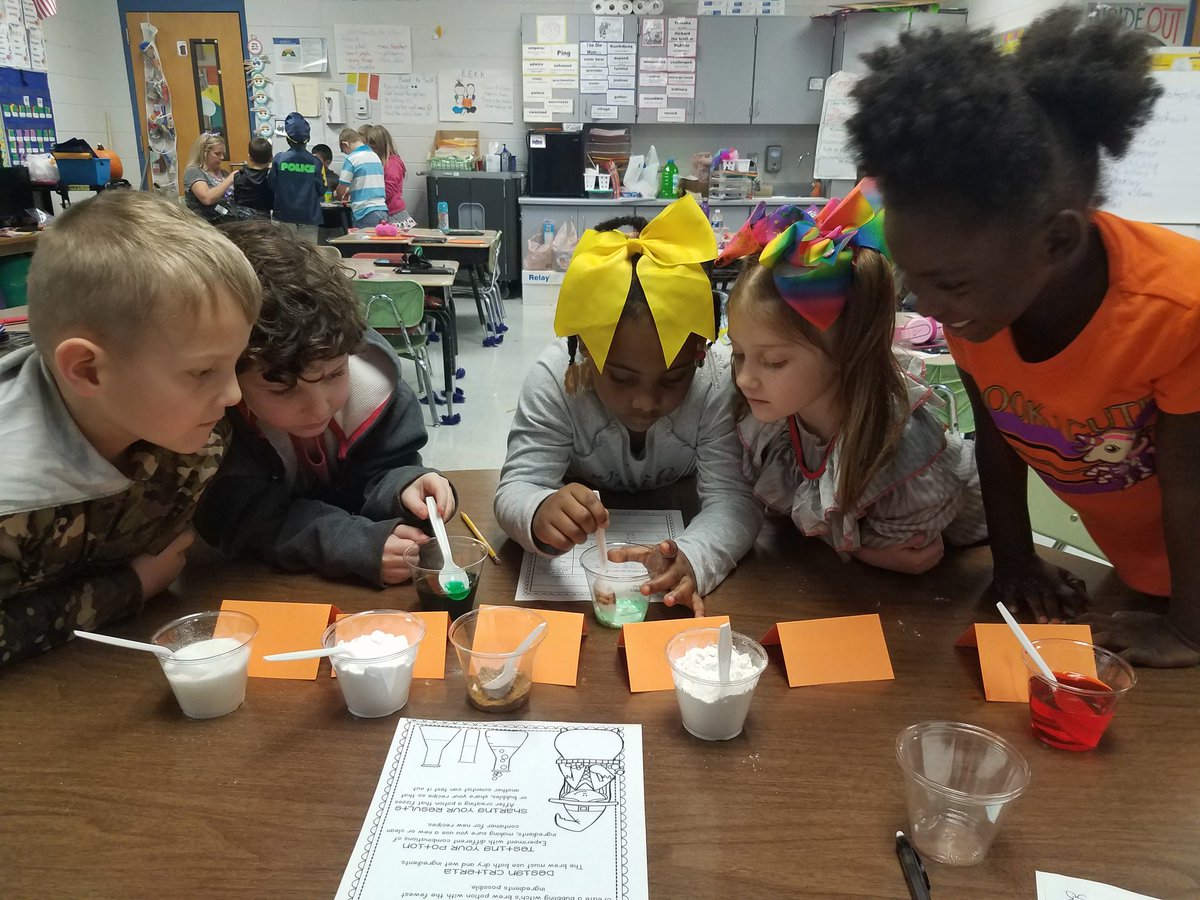 Samena Collins tweet media