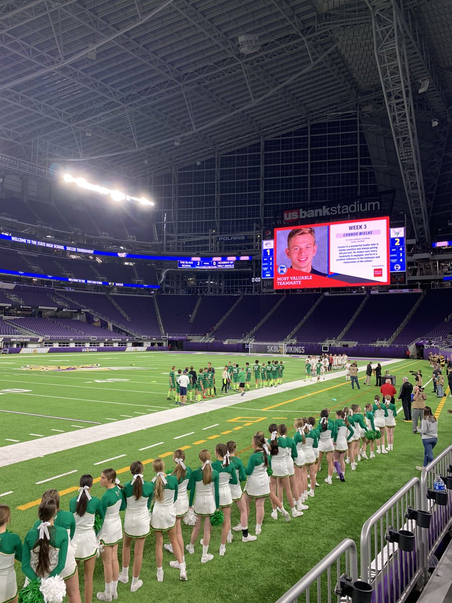 Edina HS Fan Section tweet media