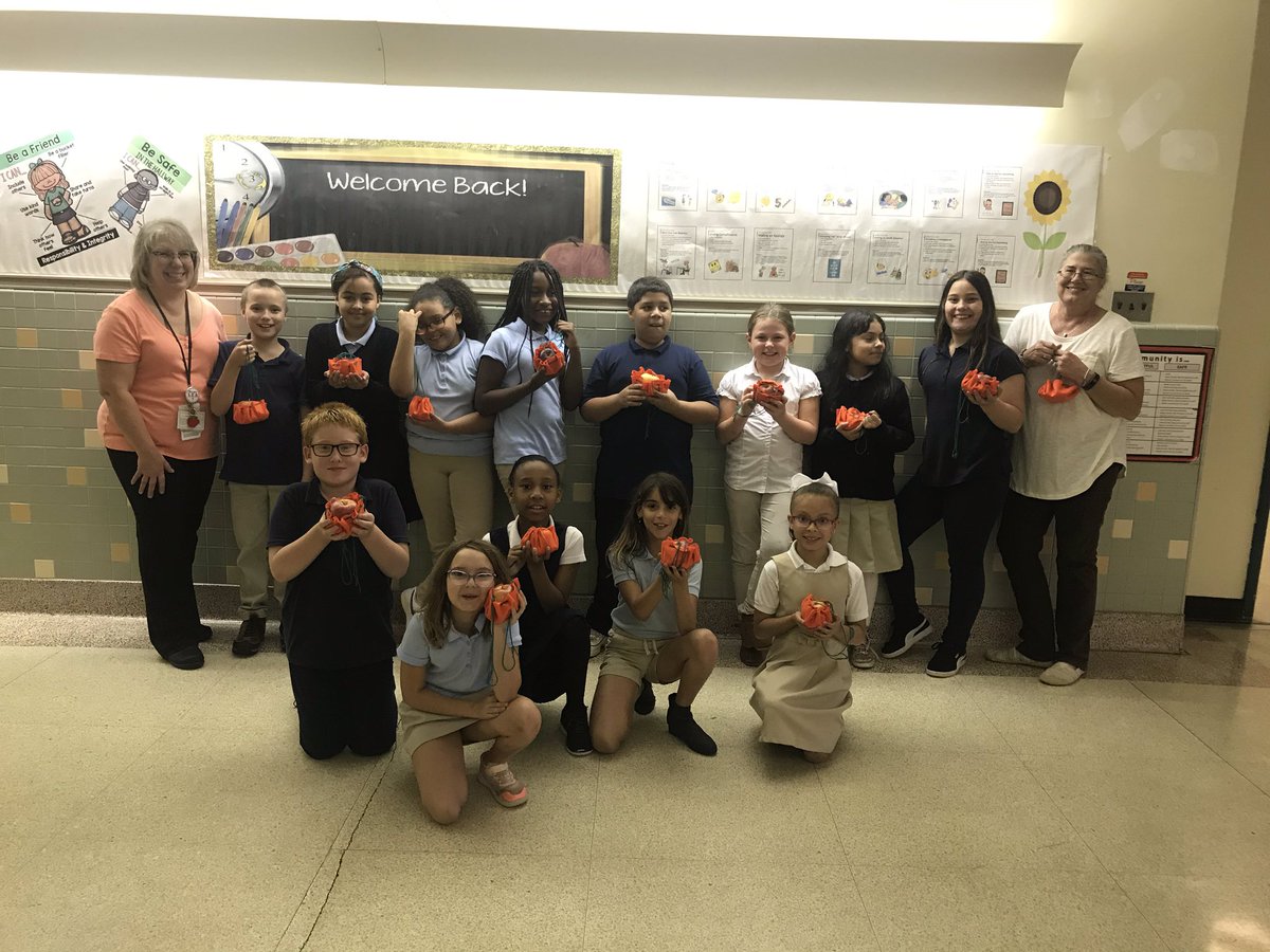 Huge thanks to @jesgarrigan <a href="/wemlet/">Wes Emlet</a> <a href="/GDerrSDOL/">Garrett Derr</a> <a href="/ham_elem_pe/">Hamilton Elem PE</a> <a href="/CindyStager/">Cindy Stager</a> <a href="/MsHoude/">Jessica Houde</a> <a href="/mrshoudesclass/">Mrs. Houde's Class</a> @ShaunSDoL <a href="/HamiltonSDOL/">HamiltonPrincipal</a> <a href="/LauraMTrimble/">lauratrimble</a> and all our teachers and staff that helped make our #PBIS #chooseyourownadventure an incredible success.