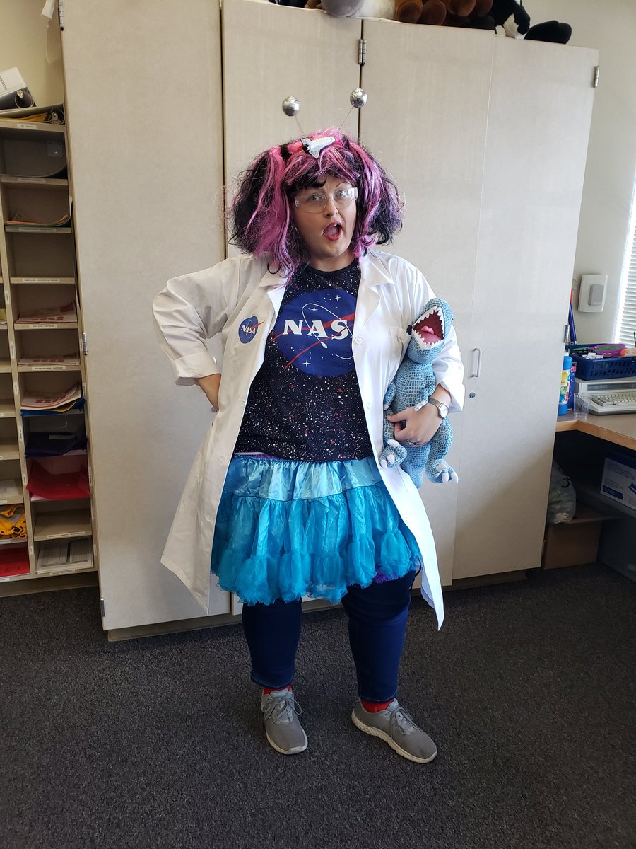 HeyMsHendrix tweet media