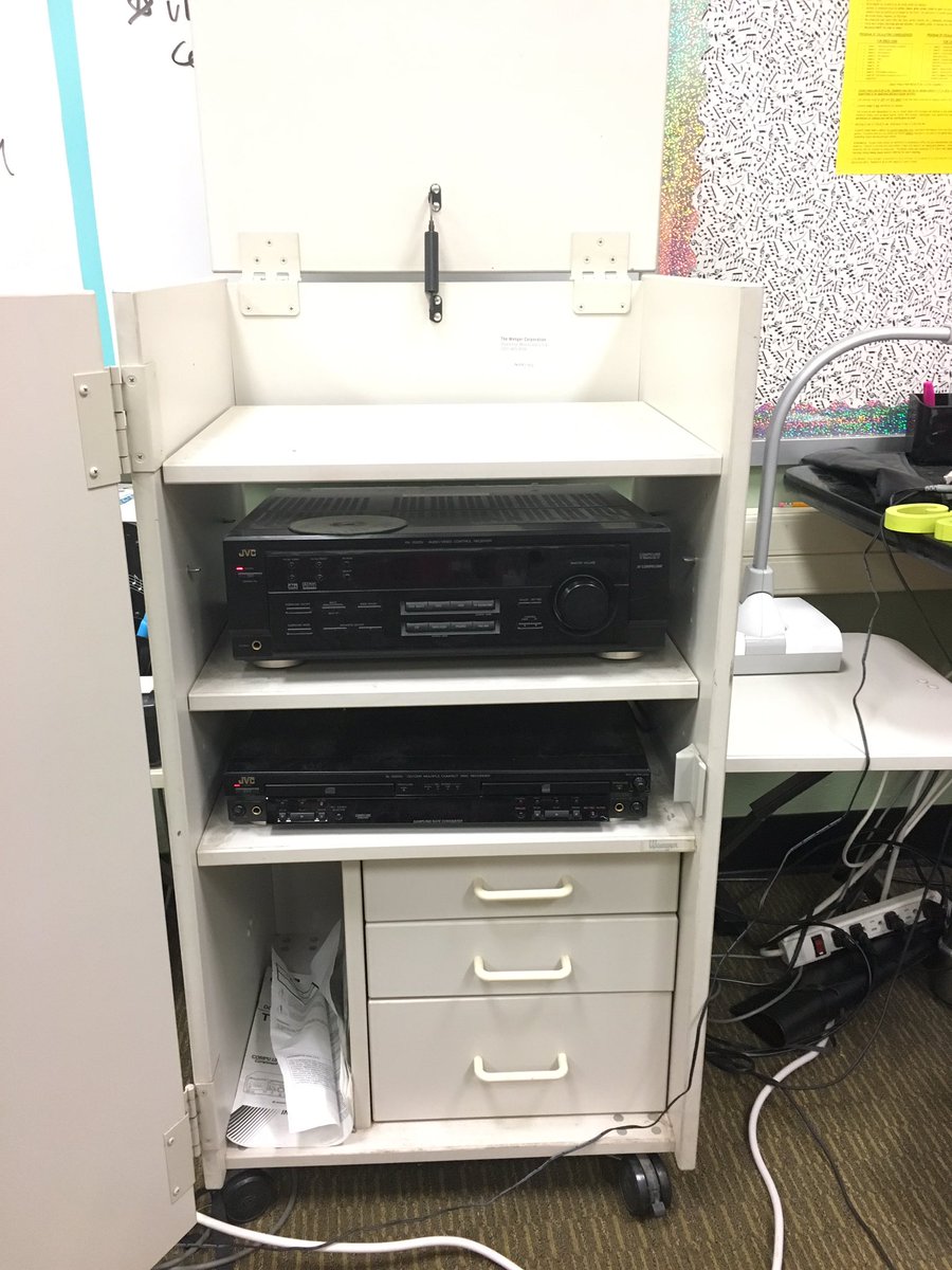 lilismusic's tweet photo. Before and after of the @NISDRoss orchestra sound system. Can anyone say upgrade? Now they’ll be able to plug in their #electrics and rock out on their #newgear. #orchestrasunite #21stcenturystrings #morethanclassical #byebyetapedeck #electrifyyourstrings https://t.co/NB1eSCiA5M