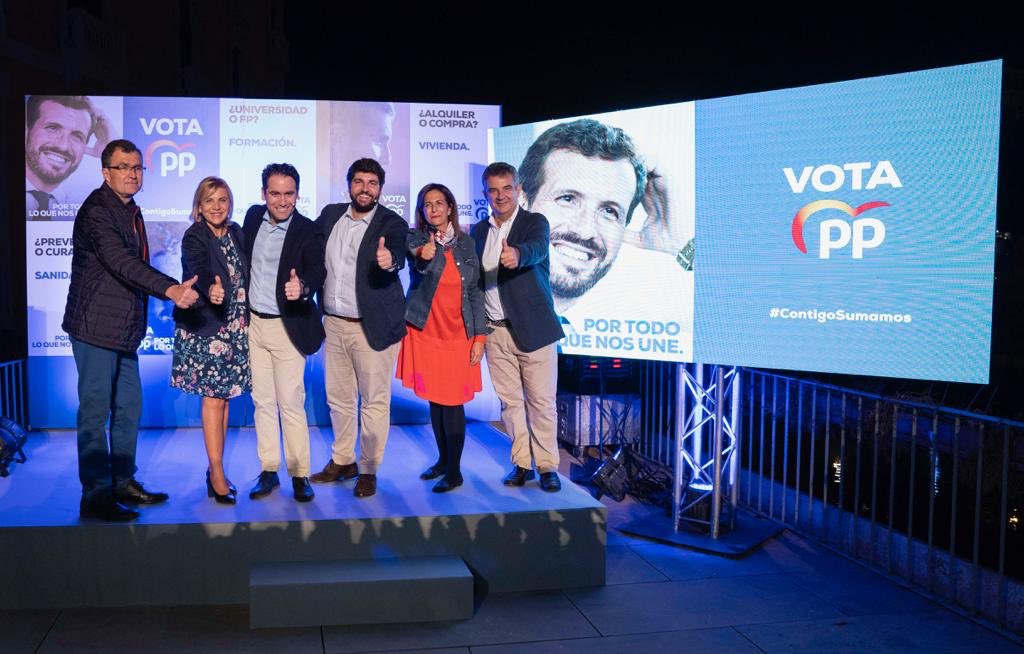 LopezMirasF's tweet photo. Gran equipo de personas que trabajan #PorTodoLoQueNosUne para que @pablocasado_ tome las riendas de #España. @TeoGarciaEgea va a ser el mejor aliado de la #RegióndeMurcia para que, por fin, se atiendan nuestras reivindicaciones. Hay que decir 'basta ya' al maltrato del PSOE. https://t.co/kbFIHFdUSh