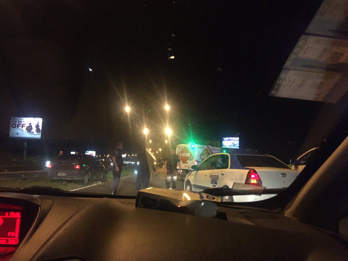 Baamonde's tweet photo. Choque panamericana km 45,5 mano al norte. Ningún carril habilitado @lapanaweb @AlertasTransito https://t.co/dyUpgGMmc9