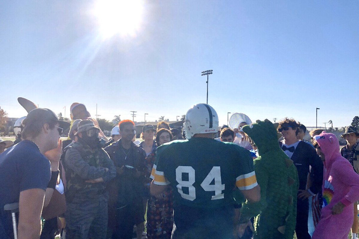 CoachKurtHines's tweet photo. What do you do in the midst of the hard work, commitment, and pursuit of victory?!  You remember that we’re coaching young men and young women who first came out for the game not only to win, but to have fun! #halloween2019 #ThursdayPractice https://t.co/x5sUEMYBG9