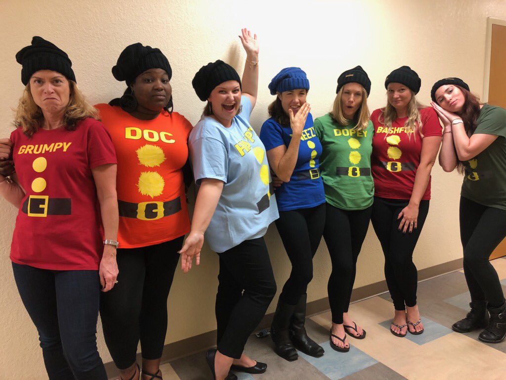 BonitoAngie's tweet photo. #TCS2ndgradeteam https://t.co/ZePqKJ4v6C