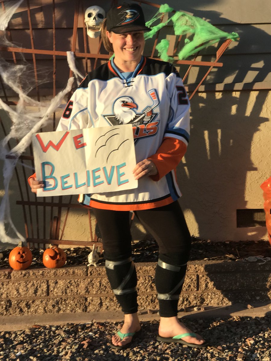 serendipityagua's tweet photo. #GullsHalloween No matter the standings We Believe in our @SDGullsAHL @SDGullsFans @SDGullsPR Happy Halloween https://t.co/5ki4ZEpfrf