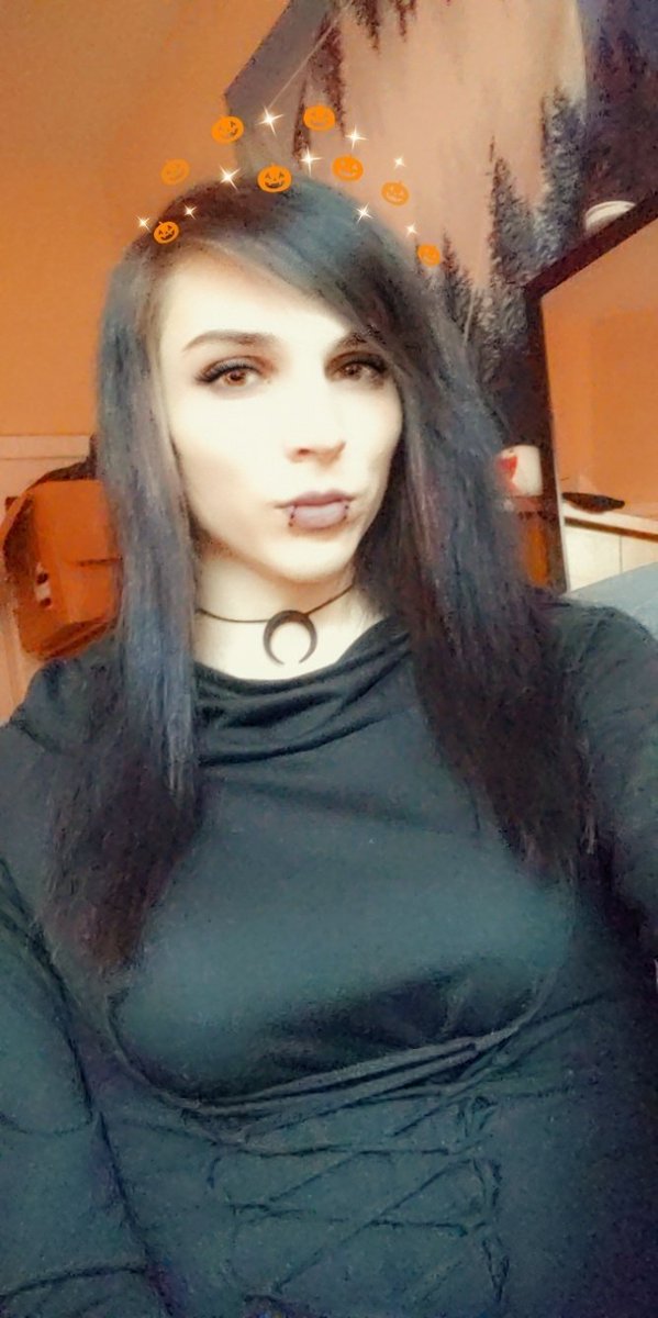 hex_sad's tweet image. Happy Halloween