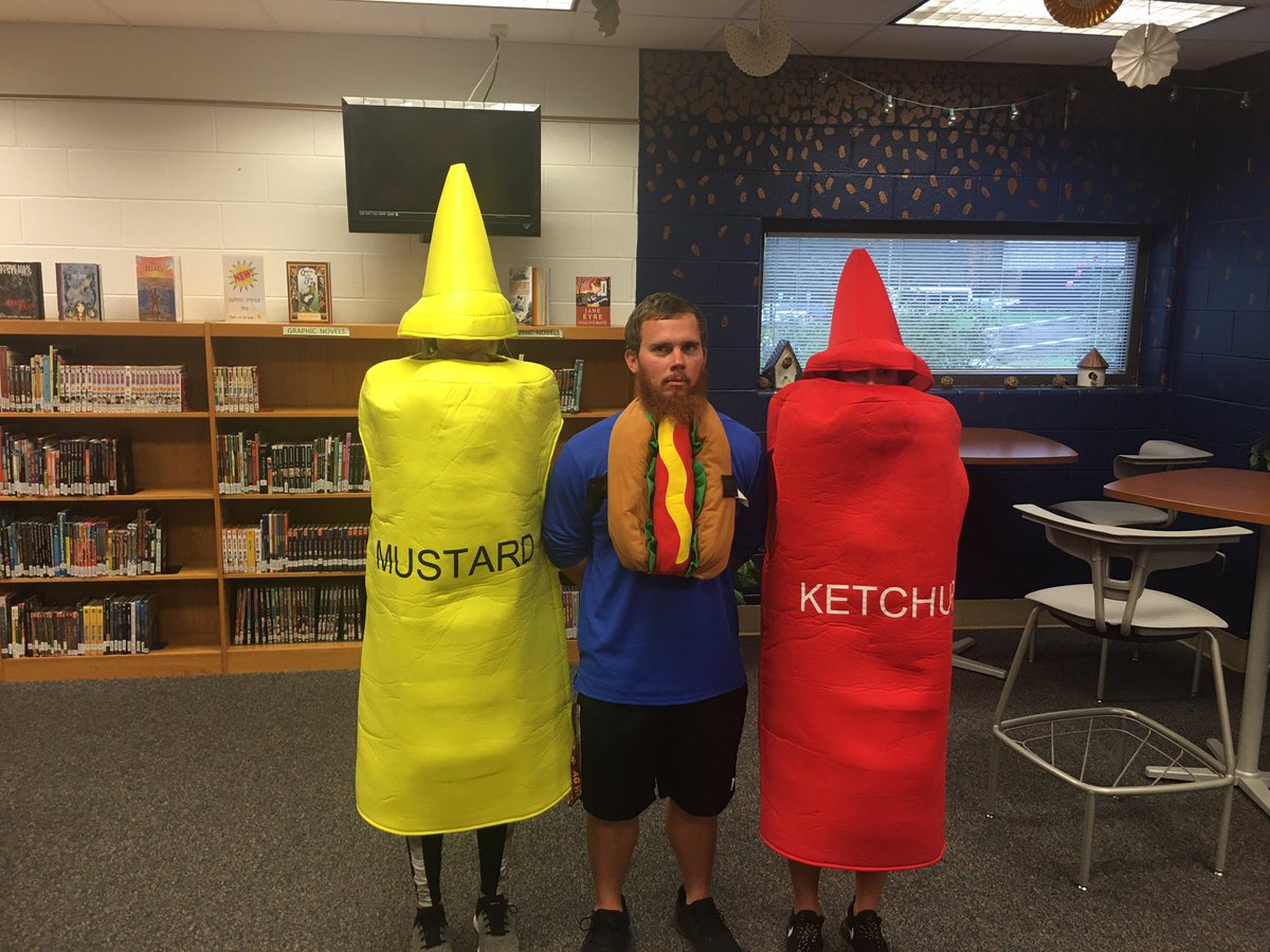 AG_Wright's tweet photo. Yeah we work in middle school! https://t.co/0r2FMzKhSP