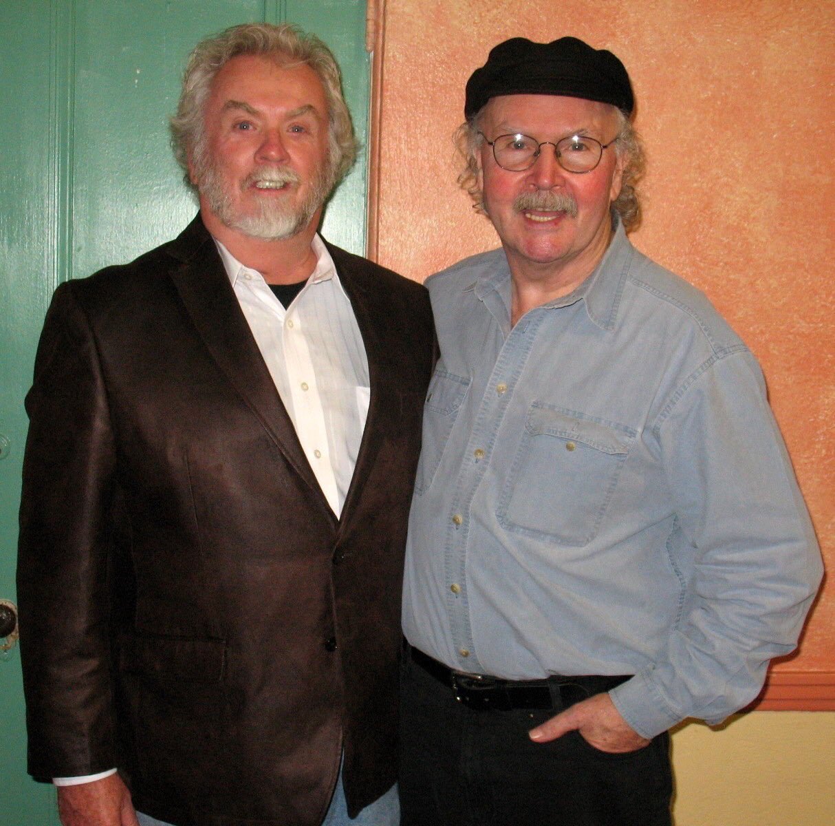  What a beautiful world it would be if people had hearts like dogs. - Tom Paxton

Happy Birthday Brother! 