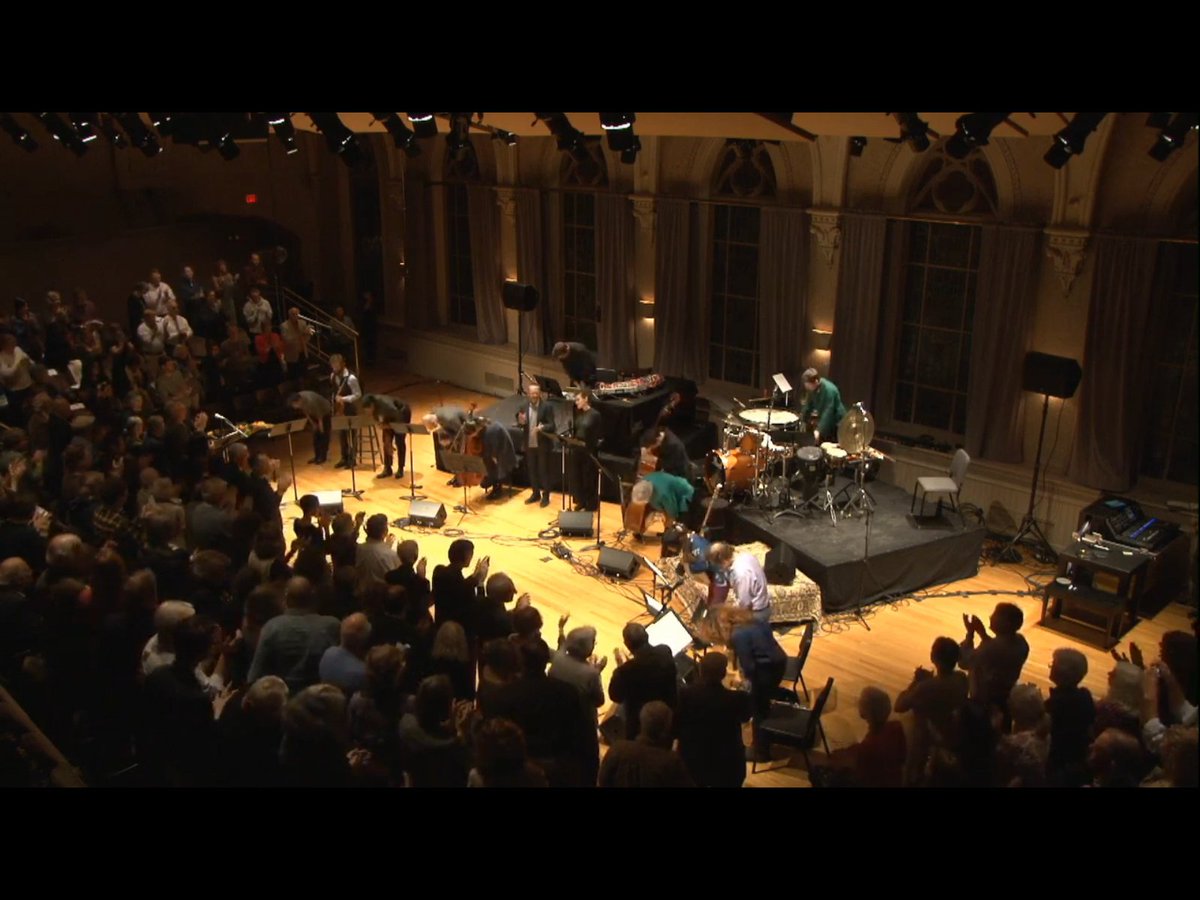 BoondyAlBoondy's tweet photo. Standing ovation! The author is passing out flowers to the @silkroadproject musicians! #FallingOutOfTime https://t.co/wUczWCEbH4