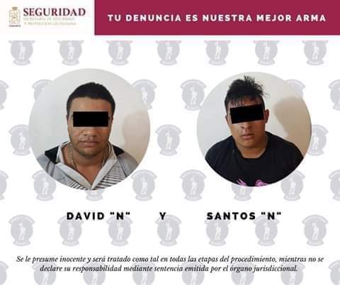 _antonioleyva's tweet photo. Presumen las detenciones, como las de ayer dónde aseguran a dos delincuentes, pero después los tratan como reyes, no los esposan, cena y Coca-Cola... 
#Tabasco  👇🏻 https://t.co/H9paKCEqF6