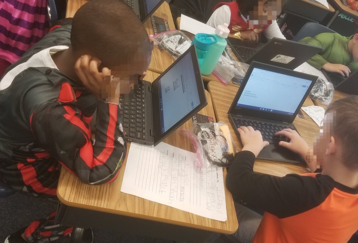 adkins_teach's tweet photo. Today #Adkins2ndgrade Ss learned how to start a Google doc, type words, change the font & size, use the shift key to make capital letters & how to share the doc w/me for revision. I am thrilled with how well they did! #SESBees #iteach #technologyintegration https://t.co/UiOSdXqDhY