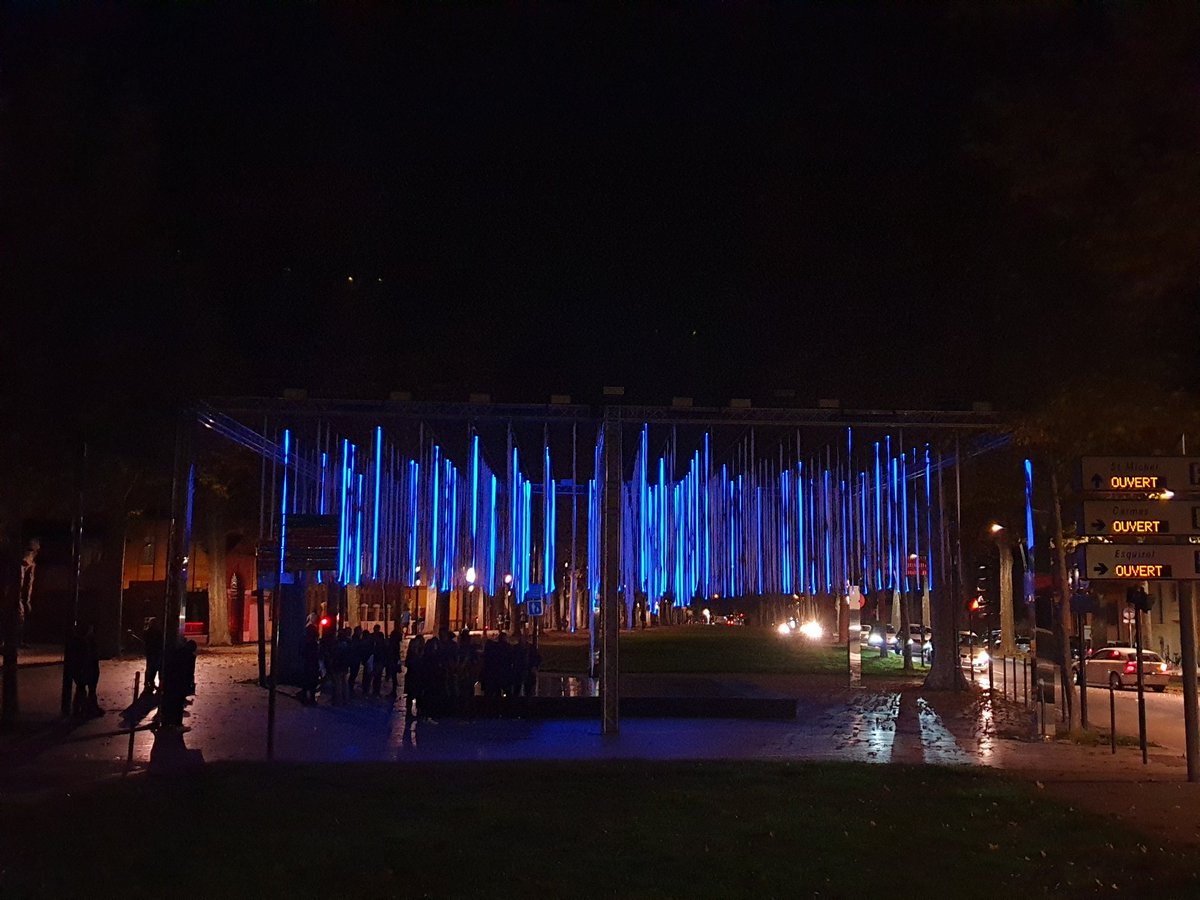 QuaiDesSavoirs's tweet photo. ➡️ Lancement de #Platonium pour les #80ansCNRS @CNRS avec @CNRS_Toulouse, à admirer durant Lumières sur le Quai  #QuaidesSavoirs #LSQ2019 !

On a accueilli à cette occasion notre 1er #InstaMeet avec les @IgersToulouse ⏩ photos à suivre sur Instagram avec #igerstlse_platonium ! https://t.co/xEGBAI3vcW