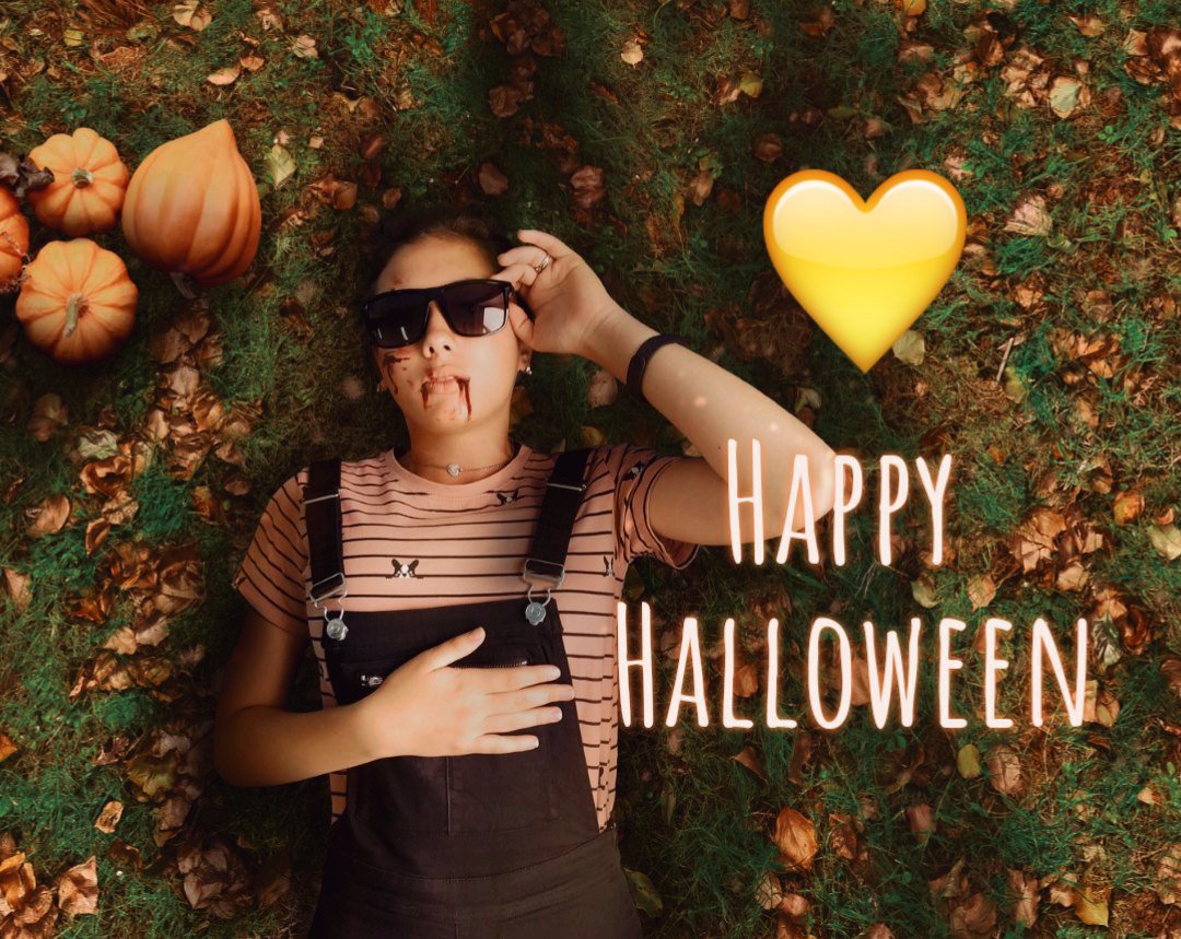 tvoyamatmouse's tweet photo. Happy Halloween или как телепортироваться с лавочки в лес https://t.co/j1mRA2bAwy
