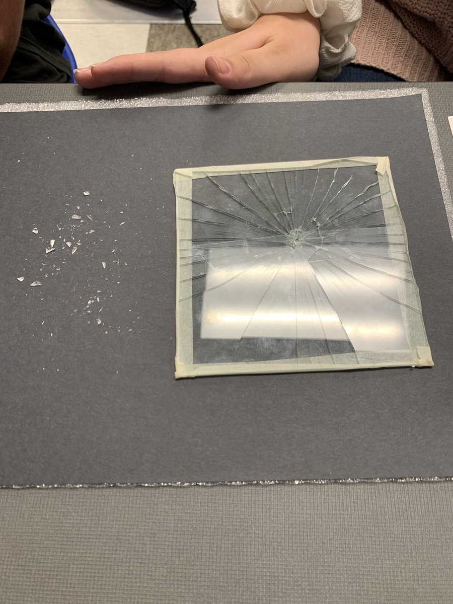 RockvaleHighCJ's tweet photo. CJ III had a lab day today. We are practicing our glass analysis skills. Students checked for radial, concentric, and conchoidal lines which help identify the direction of force. #RockvaleHigh_TN #RuCoCTE #RockvaleCTE #WardsScience https://t.co/v9NLojPoO0