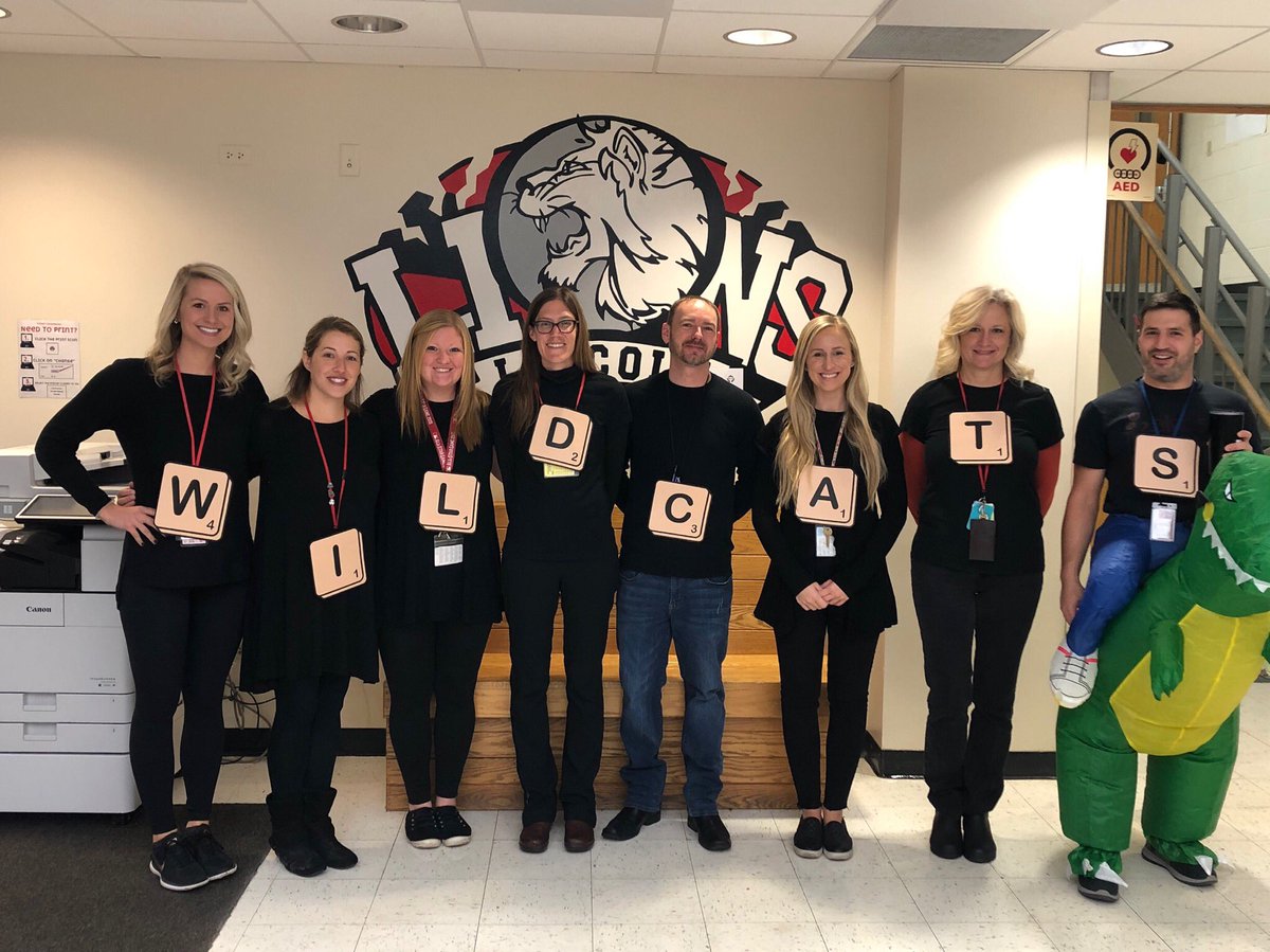 k_kaage's tweet photo. Happy Halloween!!! #gowildcats #d57learns https://t.co/vSilLk9YJM