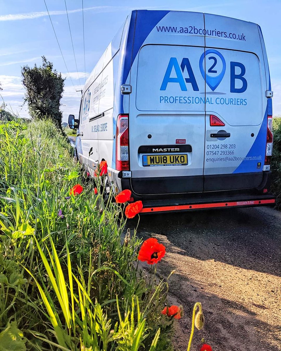 AA2B_Couriers's tweet photo. This time of year is a poignant time for us
Always in Remembrance 🌹 

#aa2b #specialistlogistics
#InFlandersFieldsThePoppiesBlow https://t.co/8DUs1Irdzr